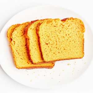 Cheddar and Pepper Low-Carb Bread
