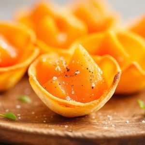 Cantaloupe Melon Taco Bites